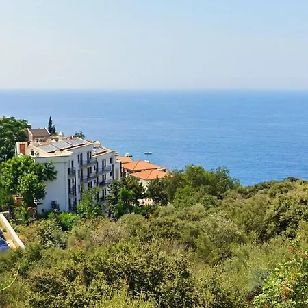 アパート Azure Haven - A Seaside Retreat Surrounded By Nature